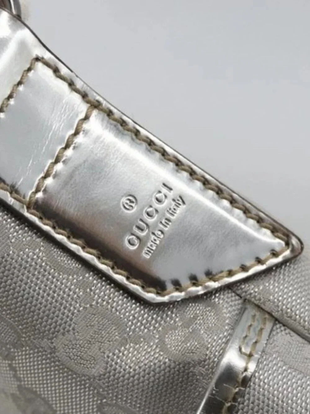 GUCCI GG Canvas Shoulder Bag Silver 147671 Auth BAZ628A